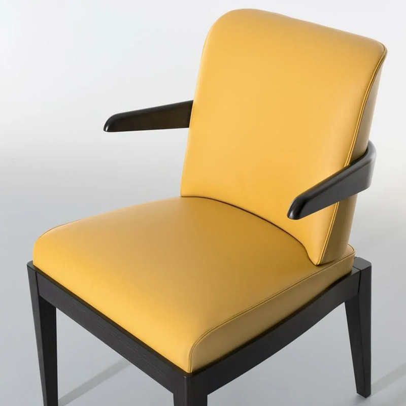 SAFFRON CHAIR WITH ARMRESTS 精品單椅