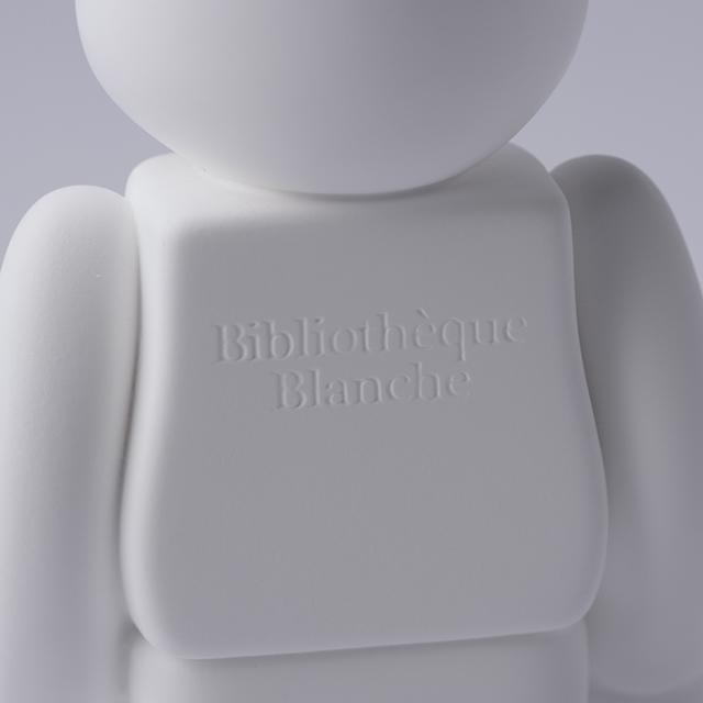 BE@RBRICK 香氛熊經典全白版