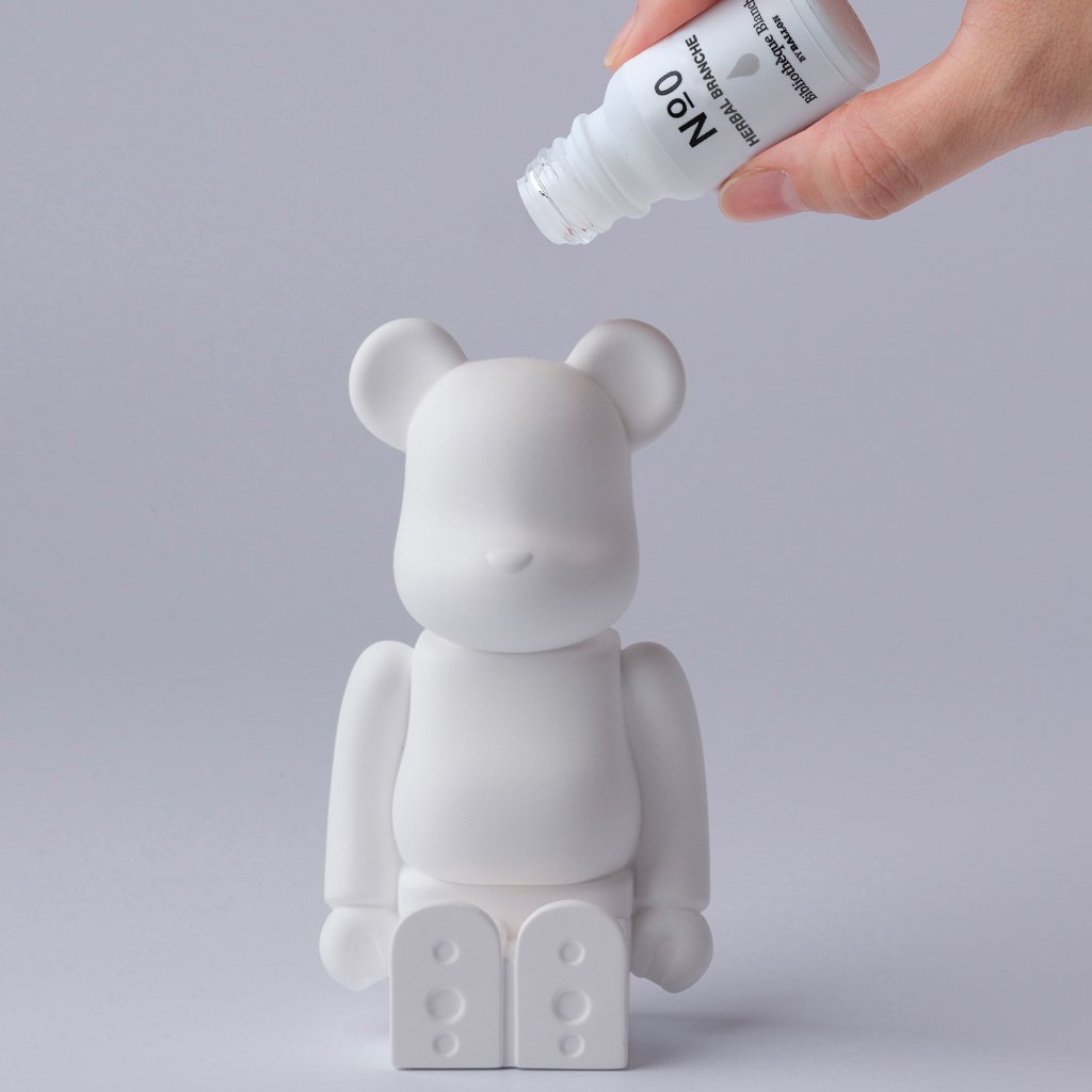 BE@RBRICK 香氛熊經典全白版