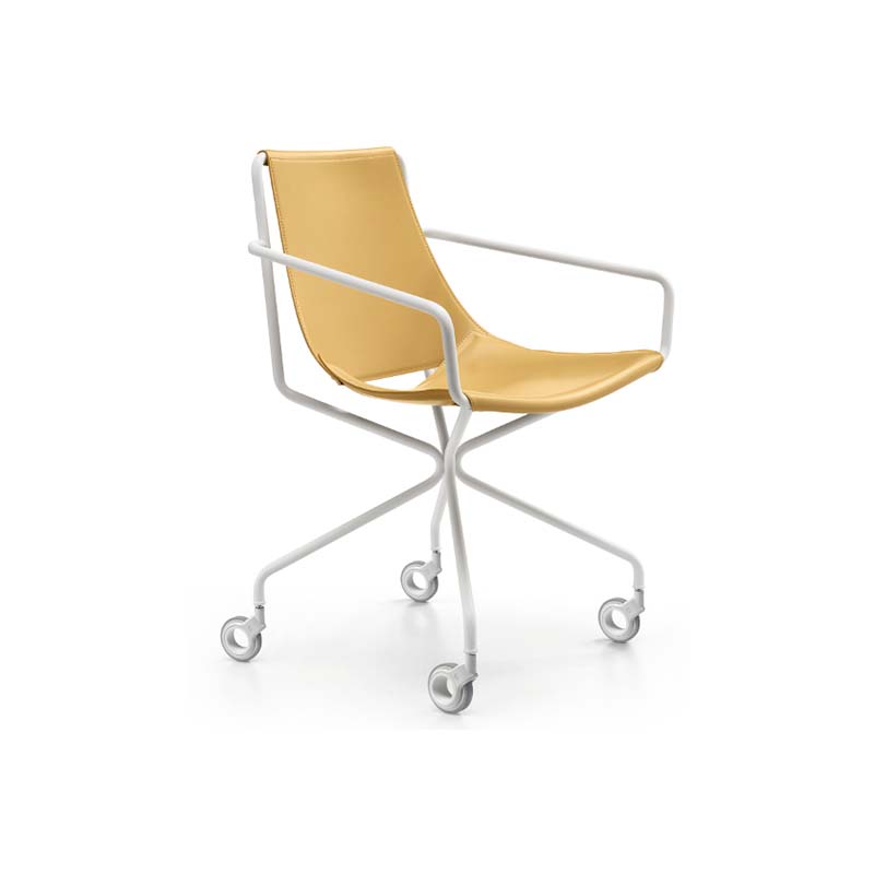 Apelle DP CU Armchair 扶手椅